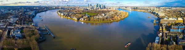 Letecký Pohled Canary Wharf Sekundární Centrální Obchodní Čtvrti Londýna Ostrově — Stock fotografie