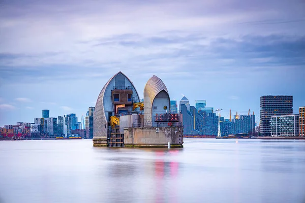 Long Exposure View Canary Wharf Thames Barrier Londen Verenigd Koninkrijk — Stockfoto