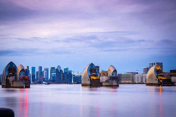 Long Exposure View Canary Wharf Thames Barrier Londen Verenigd Koninkrijk — Stockfoto