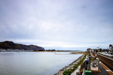 İngiltere, Galler 'de Dongway ve River Conwy manzarası