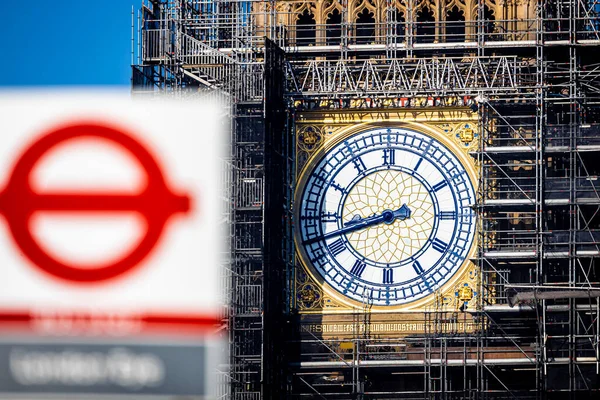 Torre Relógio Big Ben Restaurada Com Mostradores Ponteiros Relógio Pintados — Fotografia de Stock