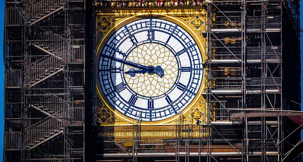 Torre Relógio Big Ben Restaurada Com Mostradores Ponteiros Relógio Pintados — Fotografia de Stock