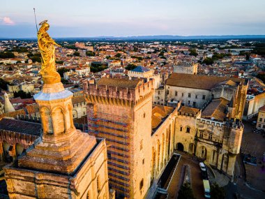 Avignon 'un hava manzarası, güneydoğu Frances Provence bölgesinde bir şehir.