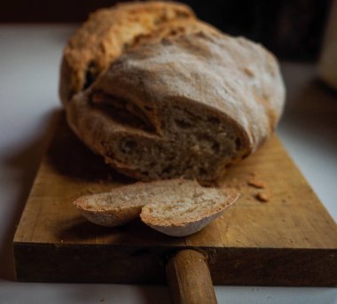 ev yapımı organik ekmek 