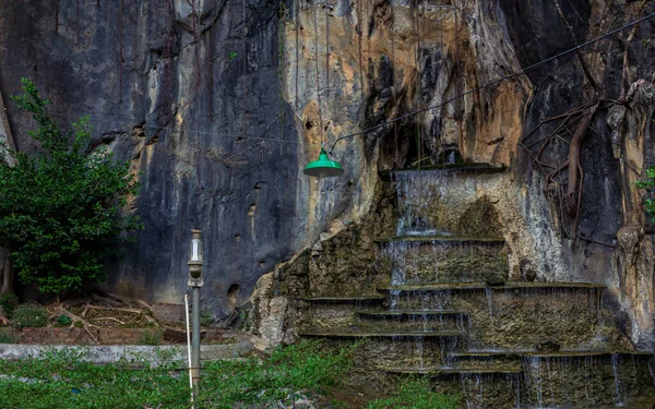 Świątynia Tygrysa Fontanna Wodospad Atrakcją Dekoracja Natury — Zdjęcie stockowe