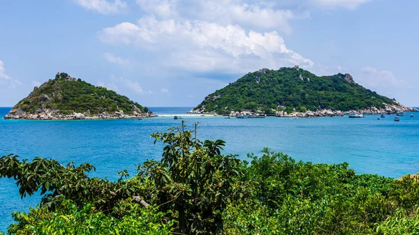 Deux Petite Île Verte Vue Baie Koh Tao Eau Bleu — Photo