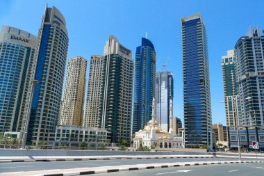 Dubai, Birleşik Arap Emirlikleri, 14 Nisan 2019. Mescidi el-Rahim veya el-Rahim, Dubai Marina bölgesindeki tek camidir..