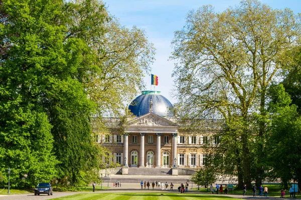 Brüksel, Belçika, 28 Mayıs 2021. Laeken Kalesi, Belçika hükümdarı ve ailesinin ikamet yeridir..