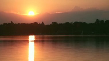 Sunset bulvarında göl timelapse