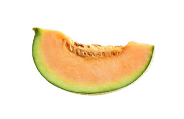Kesme yolu ile izole edilmiş taze kavun Japon meyvesi, beyaz arka planda gölge yok, dilimle, yarım, parçalar