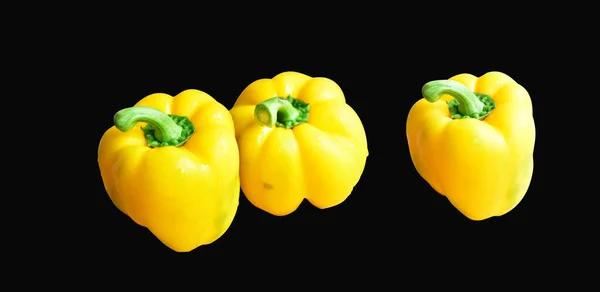 Gele Paprika Geïsoleerd Witte Achtergrond Met Clipping Pad Geen Schaduw — Stockfoto