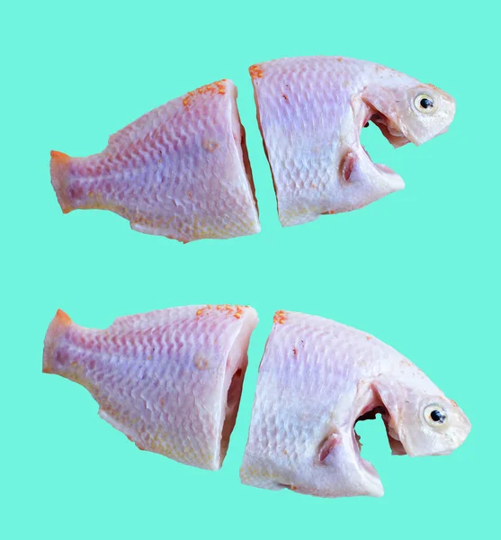 Φρέσκα Ψάρια Απομονωμένα Μονοπάτι Κοπής Ξύλο Κοπής Και Λευκό Φόντο — Φωτογραφία Αρχείου