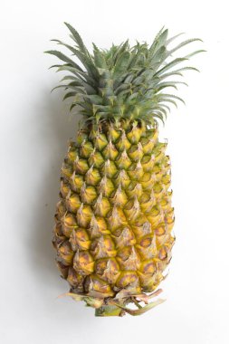 Beyaz arka planda izole edilmiş iki portakal, gölge yok, taze tropikal meyve arka planı, yaz, tatil, yiyecek ve içecek, sulu, serin, vegan, sağlıklı yiyecek, fitness