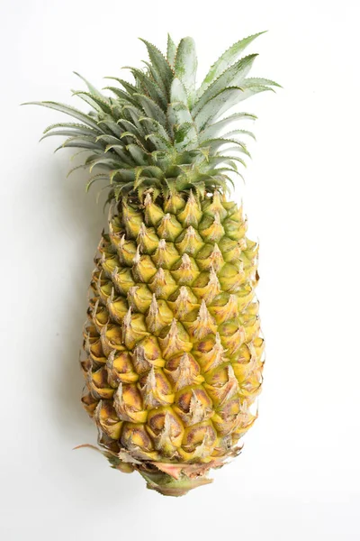 Beyaz arka planda izole edilmiş iki portakal, gölge yok, taze tropikal meyve arka planı, yaz, tatil, yiyecek ve içecek, sulu, serin, vegan, sağlıklı yiyecek, fitness