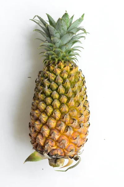 Dos Piñas Anaranjadas Aisladas Fondo Blanco Sin Sombra Fondo Fruta — Foto de Stock