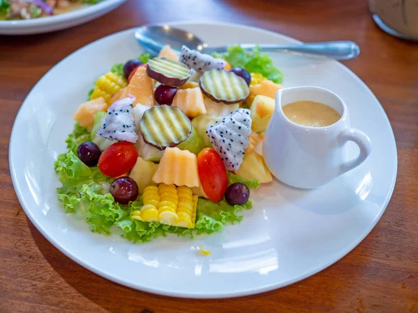 Vegetable Salad White Plate Placed Wooden Background — Fotografia de Stock
