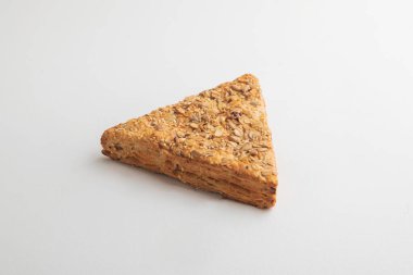 Beyaz arkaplandaki İntegral Pasta Üçgeni