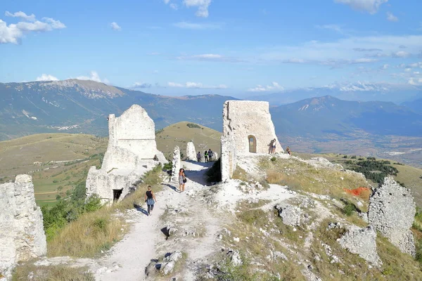 Santo Stefano Sessanio Italia 2020 Rocca Calascio Cerca Ciudad Santo —  Fotos de Stock