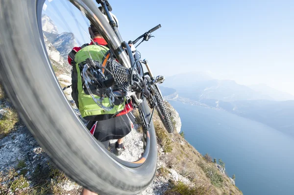 Moutainbike trail - blurred motion - garda lake — Stock Photo, Image