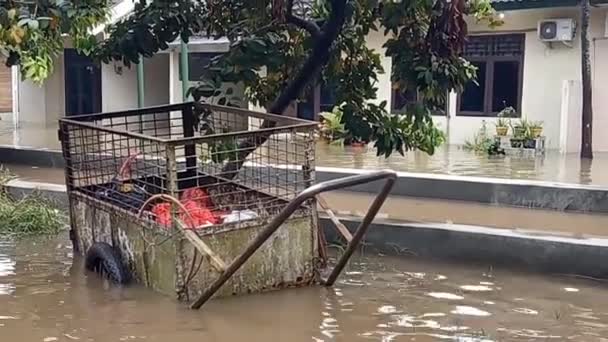 Sadece Şubat 2021 Endonezya Nın Başkenti Kondet Jakarta Kirli Çöp — Stok video