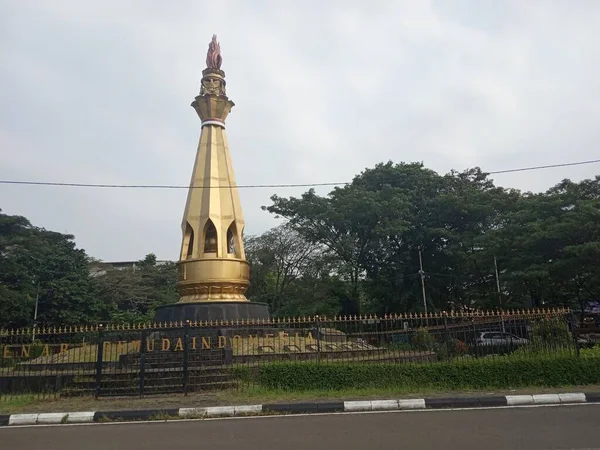 April 2021 インドネシア 東ジャカルタ タマン インドネシア インド Tmii People See — ストック写真