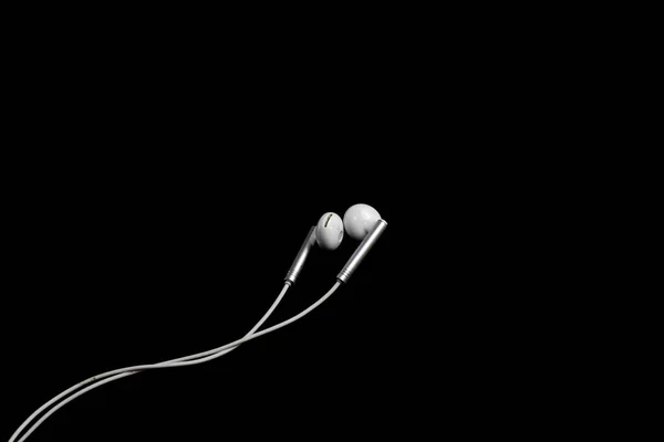 White Minimalist Bekabelde Oortelefoon Zwarte Achtergrond Voor Muziek Audio Design — Stockfoto