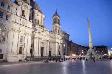 Gece Roma 'da Navona Meydanı