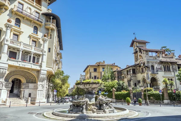  Roma 'nın Copped bölgesinde güzel evler