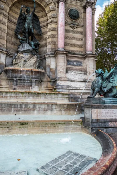 Der Brunnen Von Saint Michel Paris — Stockfoto