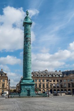 Paris, Fransa - 09-10-2018: Paris 'teki Vendome Anıtı