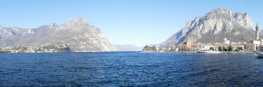 Como Gölü 'ndeki Lecco Körfezi' nin ekstra geniş manzarası.