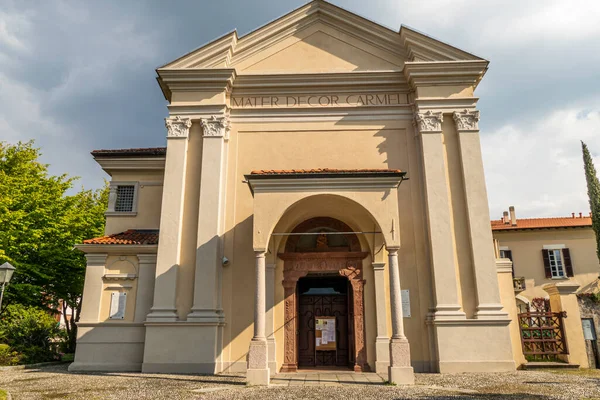 Die Wunderschöne Kirche Der Carmine Luino — Stockfoto