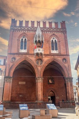  Bologna 'daki güzel tarihi binalar