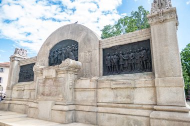Parma 'daki Giuseppe Verdi anıtı.