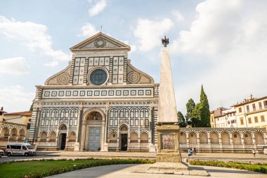 Floransa, İtalya - 07-05-2021: Floransa 'daki Santa Maria Novella Katedrali