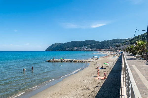 Лаигелья Италия 2021 Ландшафт Лаигелии Красивым Пляжем — стоковое фото