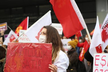 İzmir, Türkiye - 03-20-2021: Hükümetin 
