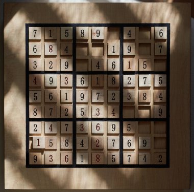 Numaralar sudoku bulmaca tahtası resmi