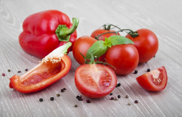 Peppers and tomatoes — Stock Photo, Image