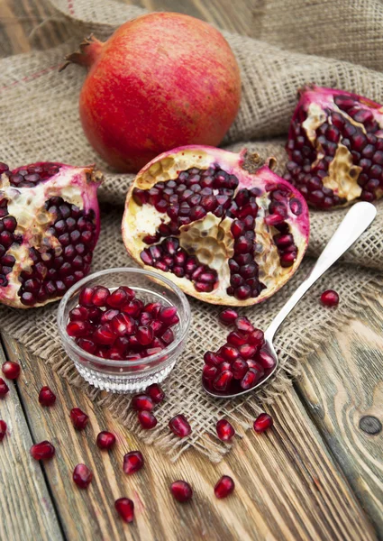 Pomegranate — Stock Photo, Image