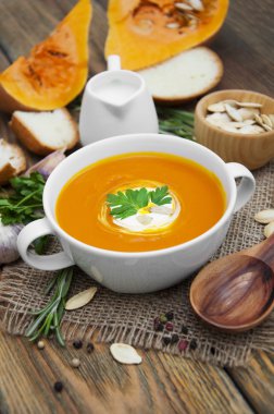 Balkabağı çorbası