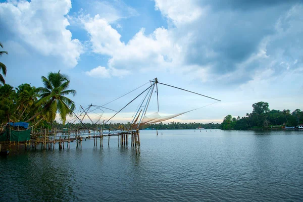 Chinese Fishing Net Small Hut Coconut Trees Blue White Cloudy — 스톡 사진