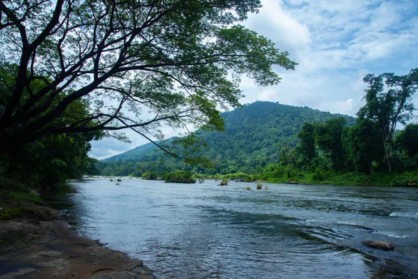 Vackra Naturfotografi Berg Och Floden Kalakudy Kerala Indien Ett Stort — Stockfoto