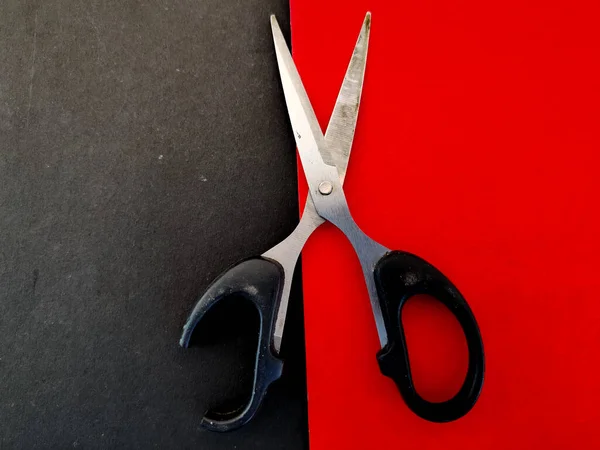 Scissors Broken Black Handle Red Background — Stock Photo, Image
