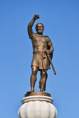 Philip II anıtı