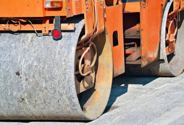 Turuncu yol silindiri