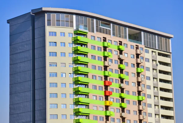 Fachada colorida del edificio — Foto de Stock