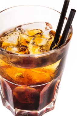 Rum kokteyl