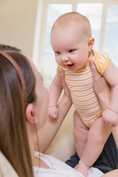 Three month baby with mom — Stock Photo, Image