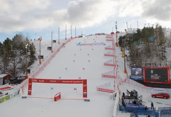 Slalom slope with colorful red and blue gates — Stockfoto